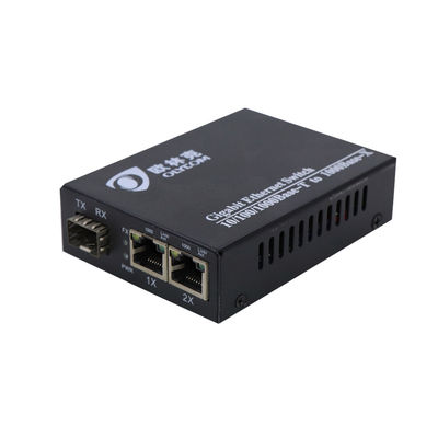 Ukuran Mini SMF/MMF 2 Port Fiber Optic Ethernet Switch Desktop Transmisi 20 Km