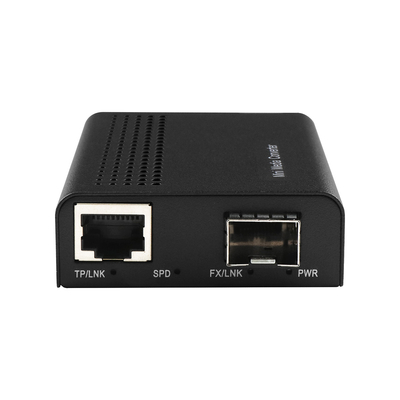 1G 10G Tembaga Tidak Terkelola SFP + Konverter Media Serat Ethernet DC12V Dengan DIP