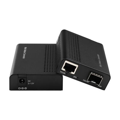 Mini 10G Media Converter Unmanaged SFP+ Fiber Optic Ke 10GBase-T Dapat Dipasang di Rak Bersertifikat CE