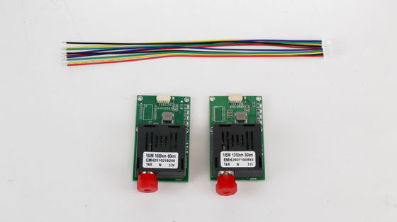 Modul Drone Serat Optik 80km UAV Transceiver Optik dengan Video Analog 1-Saluran dan Data TTL 1-Saluran untuk Platform UAV DC 5.5-26V