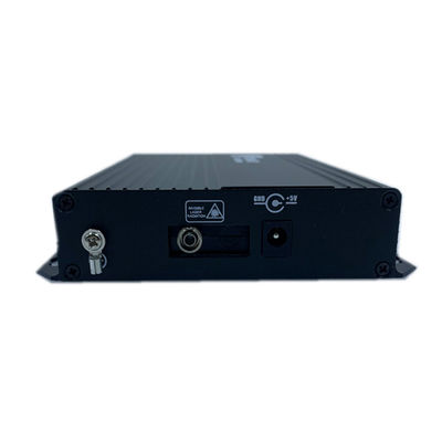 Kamera CCTV Video Converter BNC Fiber Media Converter Rak dipasang FC Port 20KM
